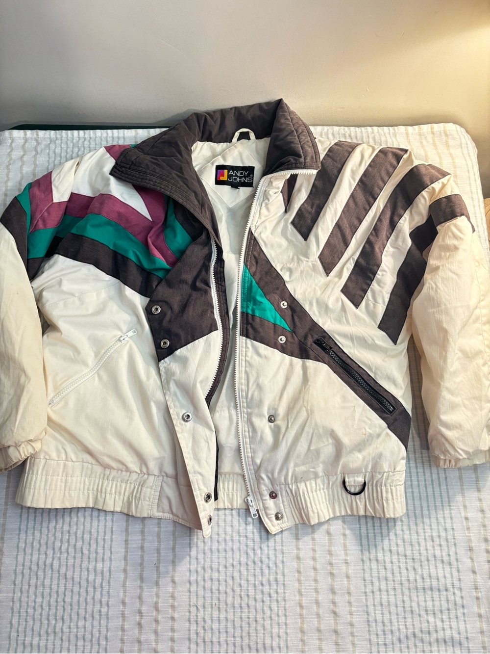 Andy Johns Cream Colorblock Ski Jacket with Teal & Maroon Accents
